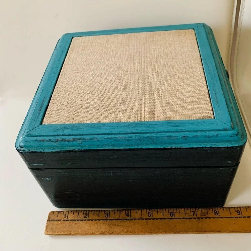 Wooden box